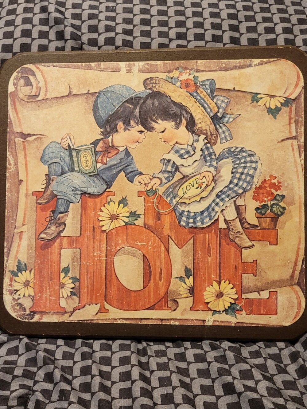 Vintage 1970s Homco Wooden HOME Wall Decor / Plaque Cute Boy & Girl Couple